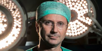 Nuovo primario del Servizio di Otorinolaringoiatria dell'Ente Ospedaliero Cantonale e Professore di ruolo di otorinolaringoiatria dell'Università della Svizzera Italiana